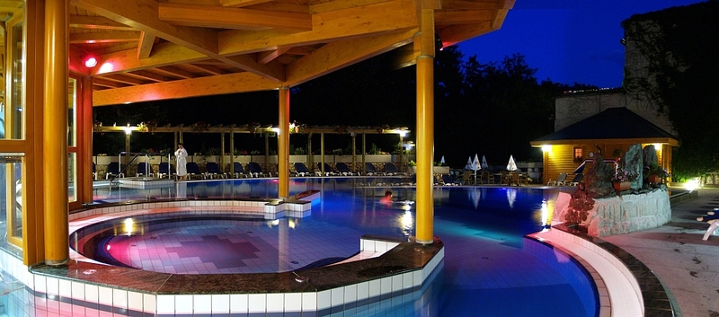 Danubius Health Spa Resort Hévíz - Élménymedence