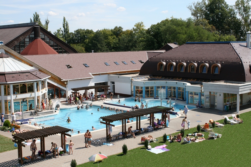 Zsóry Gyógy- és Strandfürdő  - Élménymedence