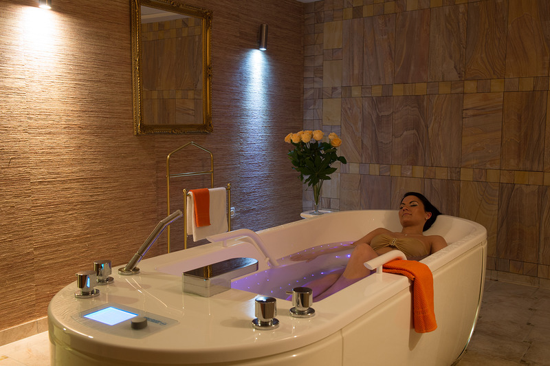 Aquarell Hotel - Caracalla hidromasszázs