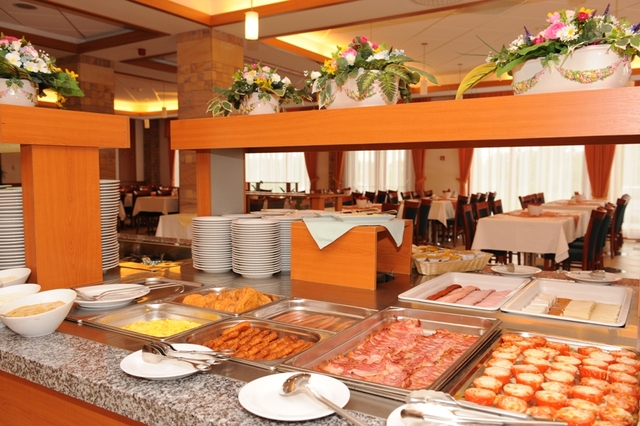 Aquarell Hotel - Svédasztalos reggeli