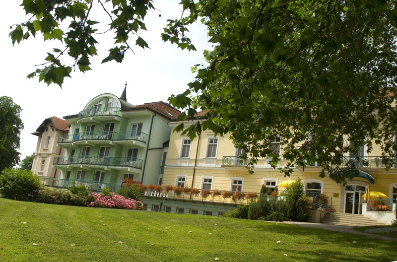 Hévízgyógyfürdő és Szent András Reumakórház - Hotel Spa Hévíz