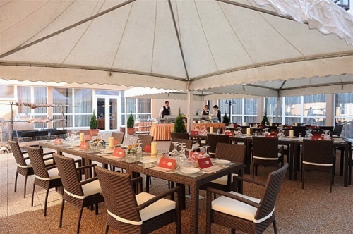 Hunguest Hotel Flóra Gyógyszálló és Gyógyfürdő Egerben - étterem