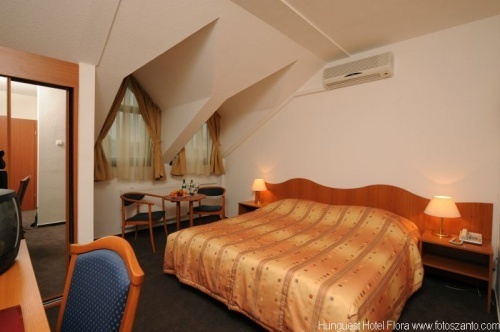 Hunguest Hotel Flóra Gyógyszálló és Gyógyfürdő Egerben - szoba