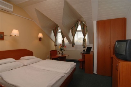 Hunguest Hotel Flóra Gyógyszálló és Gyógyfürdő Egerben - szoba