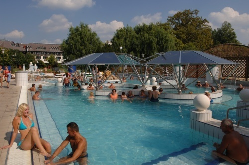 Hunguest Hotel Flóra Gyógyszálló és Gyógyfürdő Egerben - strand