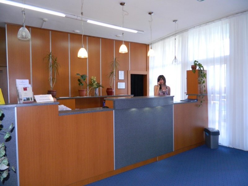 Hunguest Hotel Nagyerdő Debrecenben - recepció