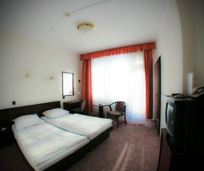 Hunguest Hotel Nagyerdő Debrecenben - szoba