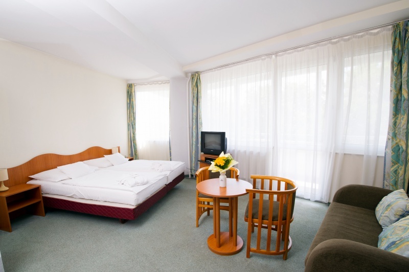 Hunguest Hotel Nagyerdő Debrecenben - szoba