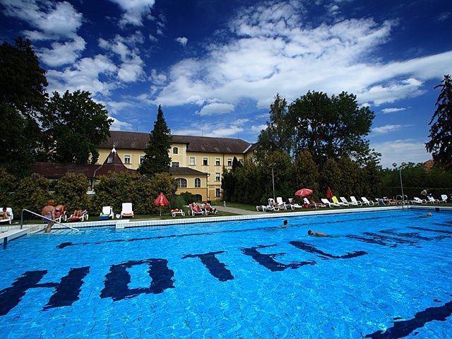 Hunguest Hotel Helios Hévíz - úszómedence