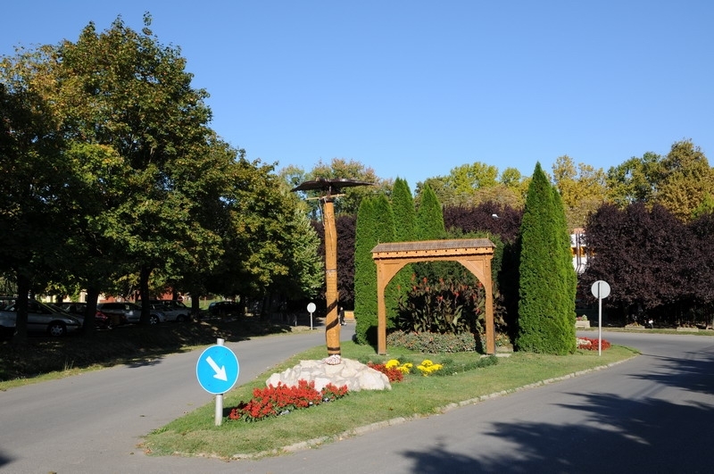 Igali Gyógyfürdő - utcafront