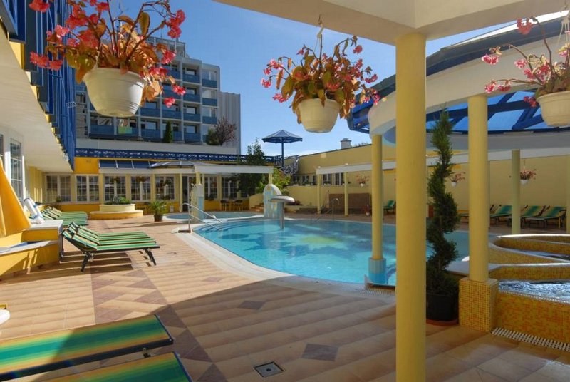 Hotel Rudolf Terápia Hajdúszoboszlón - belső medence