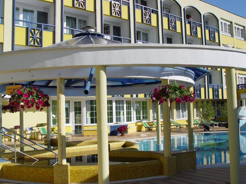 Hotel Rudolf Terápia Hajdúszoboszlón - medencék