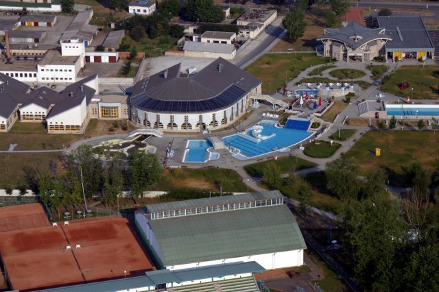 Gyógyfürdő Tiszaújváros - felülnézetből