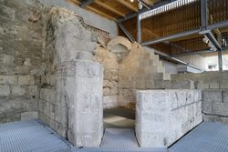 2014 nyarán átadják a közel 1 milliárd forintos beruházással létesülő tufába vájt barlangfürdőt Demjénben. A 760 méter hosszú barlangrendszerben több mint 1500 négyzetméteres vízfelülettel rendelkező földalatti vízi világot alakítanak ki. A régió új attrakciója a Valide Sultana (A Szultán Anyja) fürdőrom Egerben (a képen). 