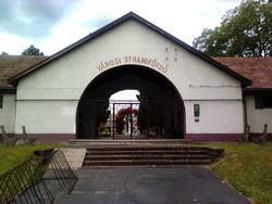 Zalaegerszeg költségvetésében 55 millió forintot különítettek el arra, hogy a még 2011-ben bezárt városi strandot a részleges felújítás után újra megnyithassák  a nyári szezonra –közölte a város polgármestere. 