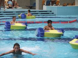 A fürdőket érintő idei európai uniós pályázati lehetőségek gyógyhelyek fejlesztését, energetikai korszerűsítések megvalósítását és beruházások kedvezményes hitelekkel történő támogatását célozzák - közölte a Nemzetgazdasági Minisztérium turizmusért felelős helyettes államtitkára a Magyar Fürdőszövetség nyíregyházi közgyűlése után.   