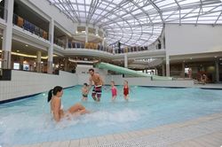 A Sárvári Gyógy- és Wellnessfürdő az országban egyedüliként négy kategóriában is ötcsillagos minősítést kapott.  