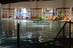 Napjainkban hazánkban minden ötödik pár meddő, azaz természetes úton egy éven belül nem fogan meg a vágyott utód. A gyermekáldásra áhítozók az eredmény reményében szinte mindennemű kezelést latba vetnek, ám egy kézenfekvő, vizsgálatokkal alátámasztott, mellékhatásmentes módszer sokaknak mégsem jut az eszébe.  