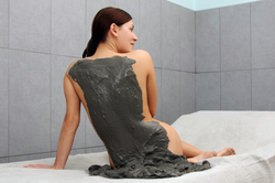 A kúra során az egyes ellátásokat meghatározott időn belül, meghatározott kezelési terv szerint alkalmazzák, ugyanannál a szolgáltatónál. A betegség jellegétől függetlenül  – támogatással – naptári évenként összesen két kúra rendelhető. A következő évre áthúzódó kúra a megkezdése szerinti évhez tartozik. 