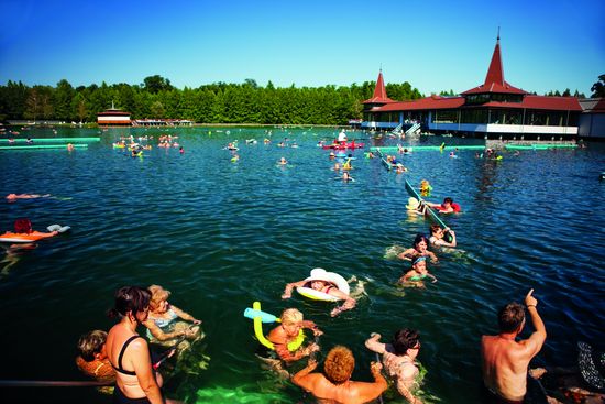 Az egészség- és gyógyturizmus „irányítói” a biztosítók lesznek