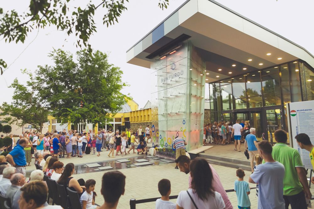 Hamarosan kezdődnek a Szent Kelemen gyógymedence átalakítási munkálatai