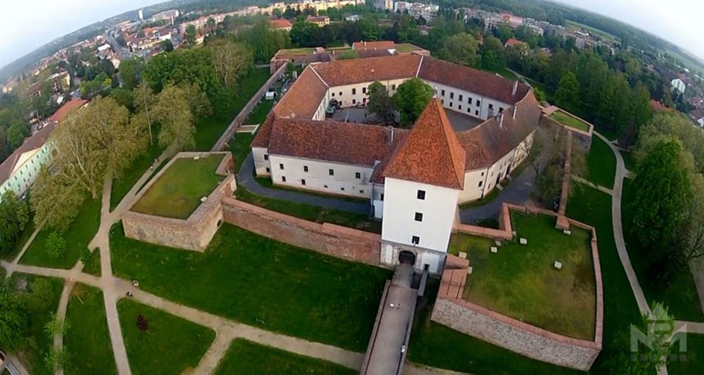 A fürdőváros egyik nevezetessége, a Nádasdy-vár