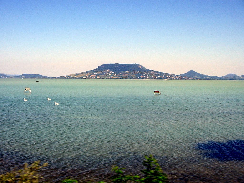 Elsősorban családbarát fejlesztésekre lehet számítani a Balaton-part szabad strandjain