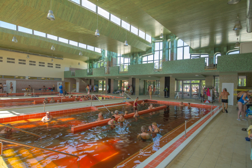 Idén is keresik Magyarország legjobb fürdőhelyeit.