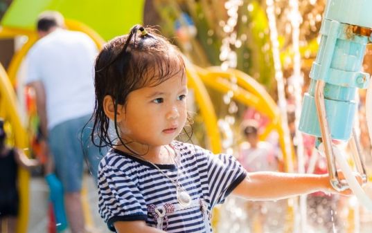 Ennél jobb játék nem kell a gyerekeknek nyáron